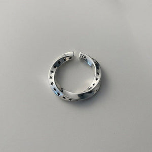 00's Nostalgia Star-Shaped Rhinestone Ring
