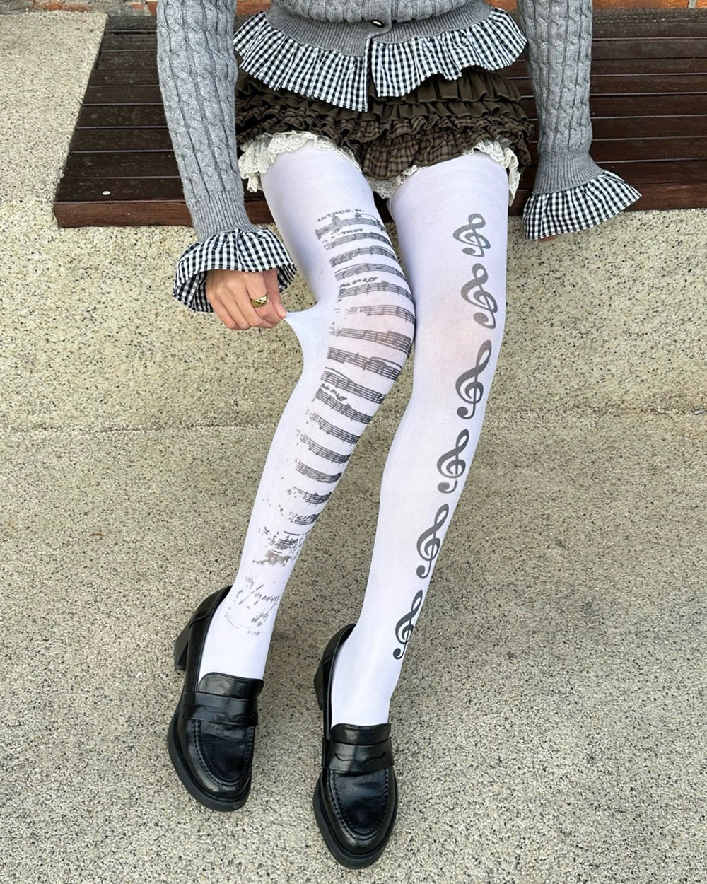 Treble Clef Print Tights